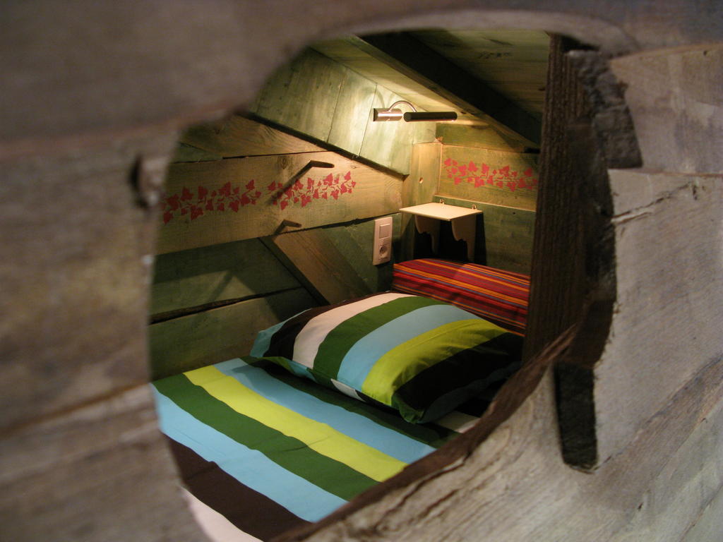 Les Cabanes Du Tertre Urval Стая снимка