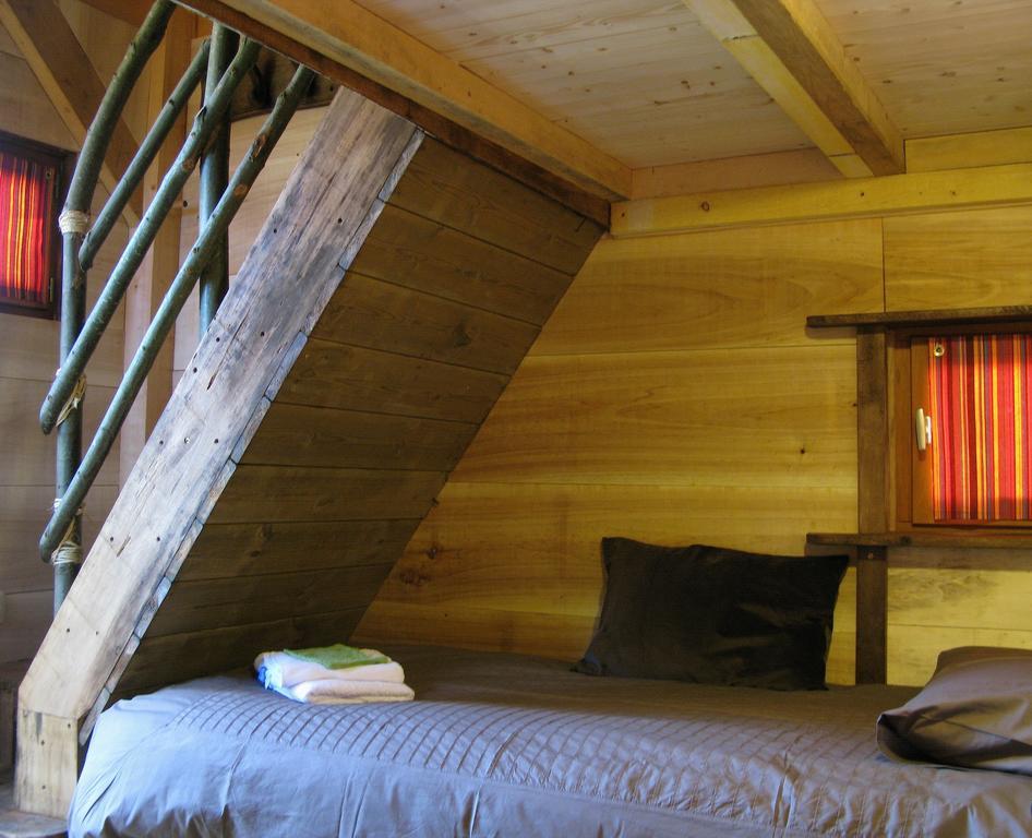 Les Cabanes Du Tertre Urval Стая снимка